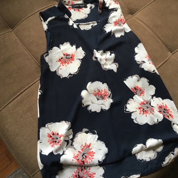 Floral sleeveless wrap top
