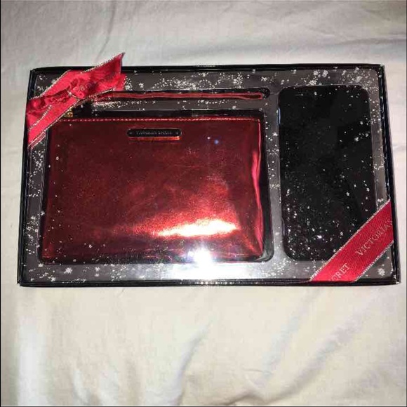 Victoria's Secret iPhone 6 phone case and wristlet