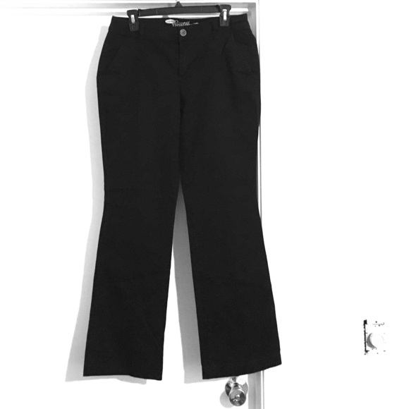 Black old navy pants