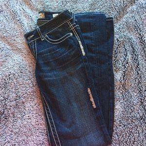 Buckle Jeans