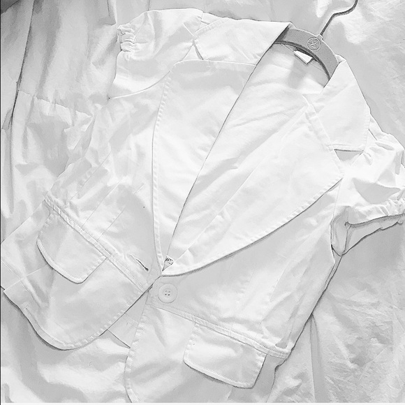 All white short sleeved blazer