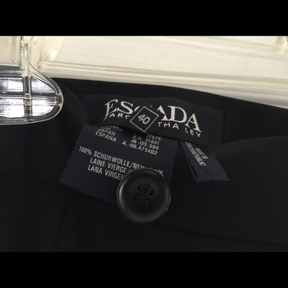 Escada Skirt