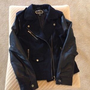 Women's Size Small Jacket - Perfect for Going Out