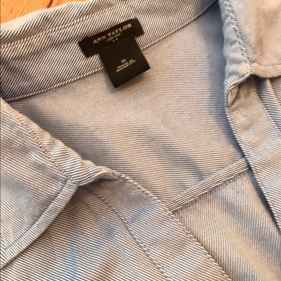 Ann Taylor Buttoned Down Shirt