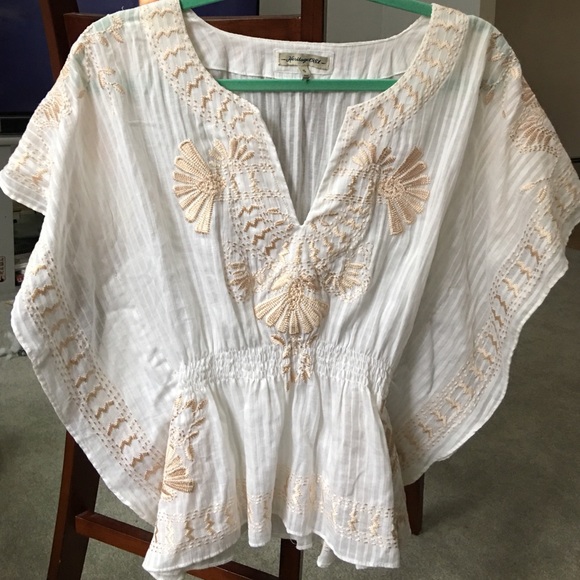 Forever 21 white top