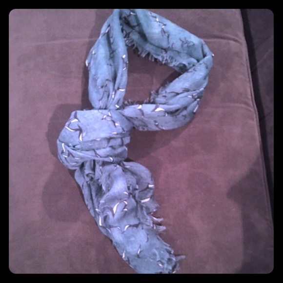 Hunter Green Bird Scarf