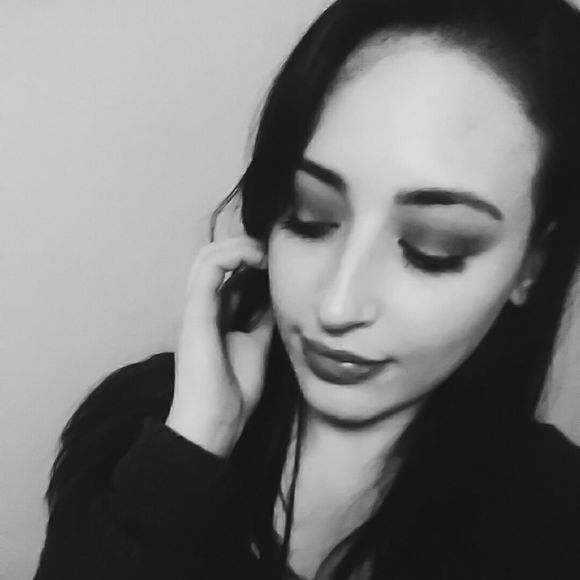 Meet your Posher, Naomi