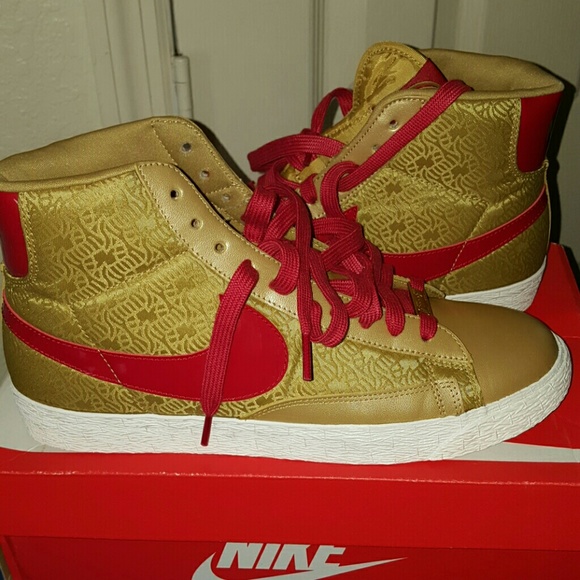 Nike Blazer Mid (womans)