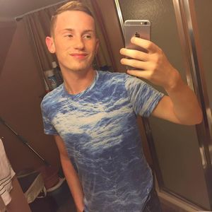 Meet your Posher, Colin