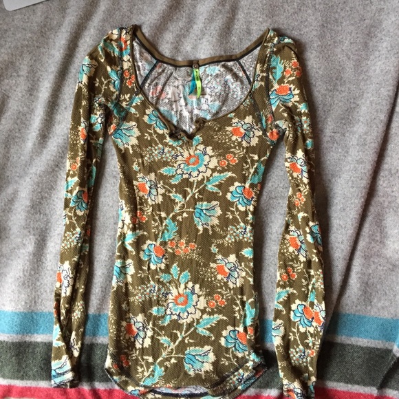 🌸 SPRING CLEAN OUT SALE 🌸 Free People  thermal