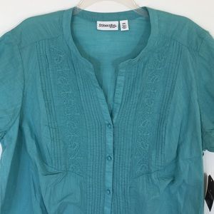 NWT St. John's Bay Top NWT St. John's Bay Top