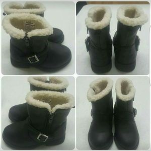 Oshkosh Winter Boots -Toddler
