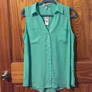 NWT Express sleeveless blouse size XL
