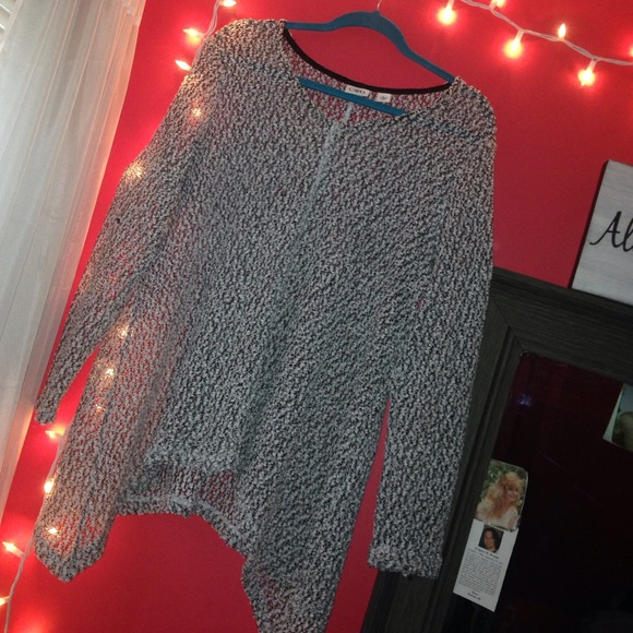 Long sleeve knitted top ▫️◼️▫️
