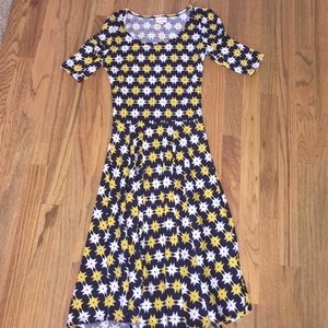 Super cute midi dress