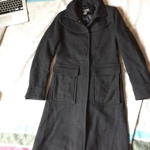 FRIDAY FLASH SALE Banana Republic Trench