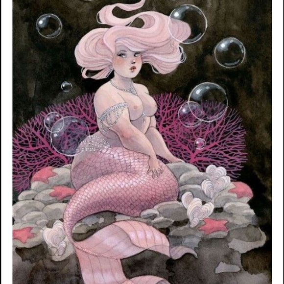 Attention Curvy Mermaids