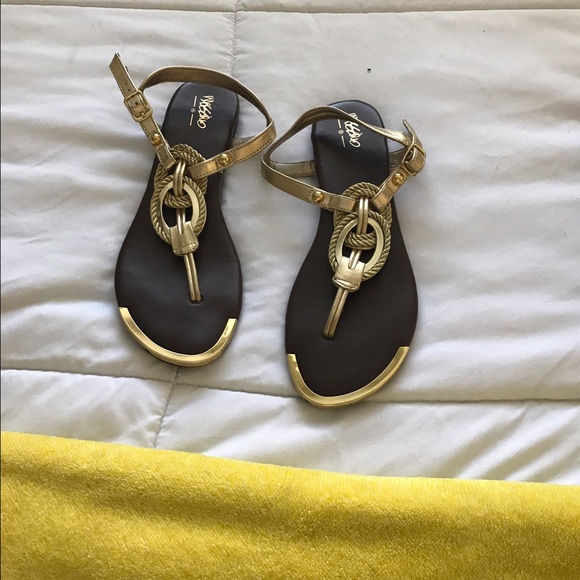 Gold sandals mossimo
