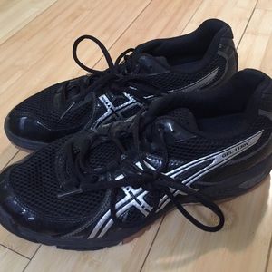 ASICS black volleyball shoes