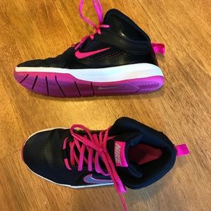 Nike Girls basketball shoes. Size 4Y