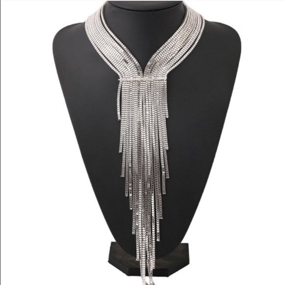 Silver streams necklace