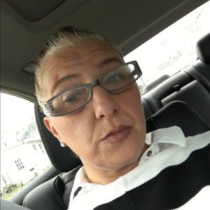 Meet your Posher, Cheryl