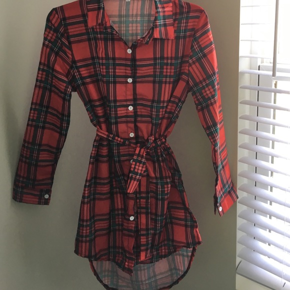 🎉HP 1/5 🎉❣️ Red and green Plaid Dress - Picture 4 of 4