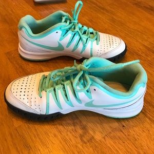 Nike tennis shoes. Size 6.5