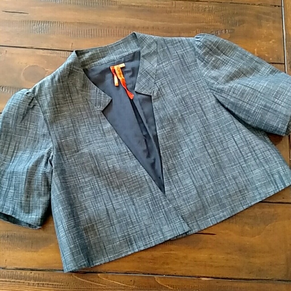 BCBG Crop Blazer
