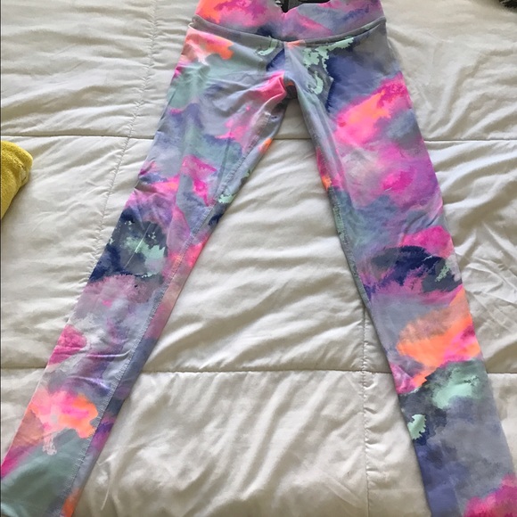 Victoria's Secret pink leggings