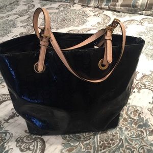Black Micheal Kors purse