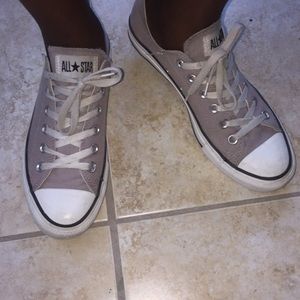 Low top Converse