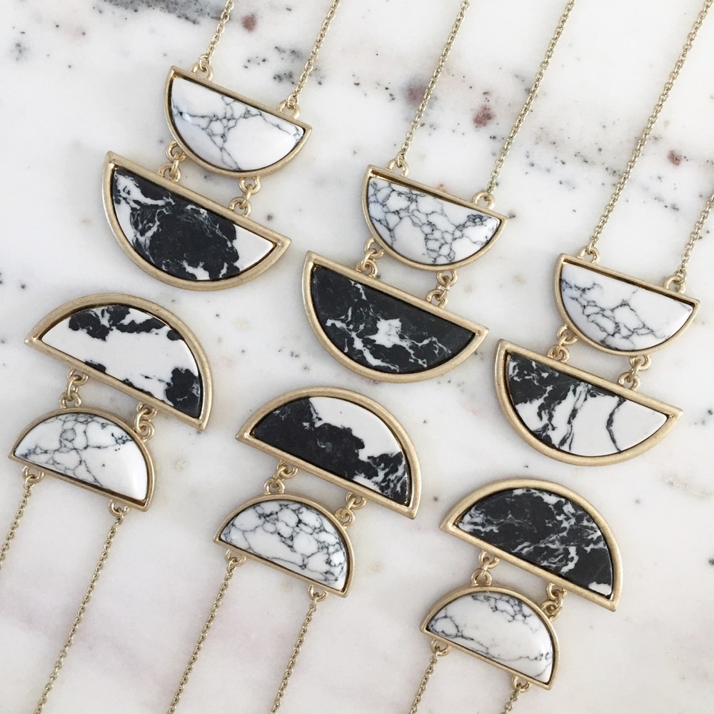 "Soleil" Necklace || Black & White Marble Pendant - Picture 4 of 7