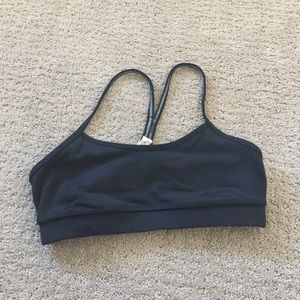 Lululemon sports bra size 6