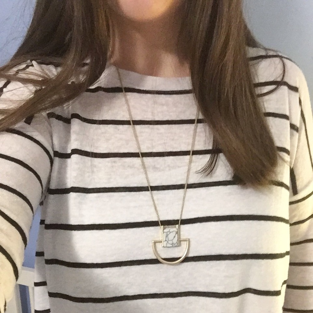 "Skye" Necklace || White Marble & Gold Pendant - Picture 5 of 7