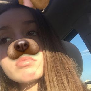 Meet your Posher, Abby