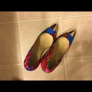 Woman's Chinease laundry heels size 10