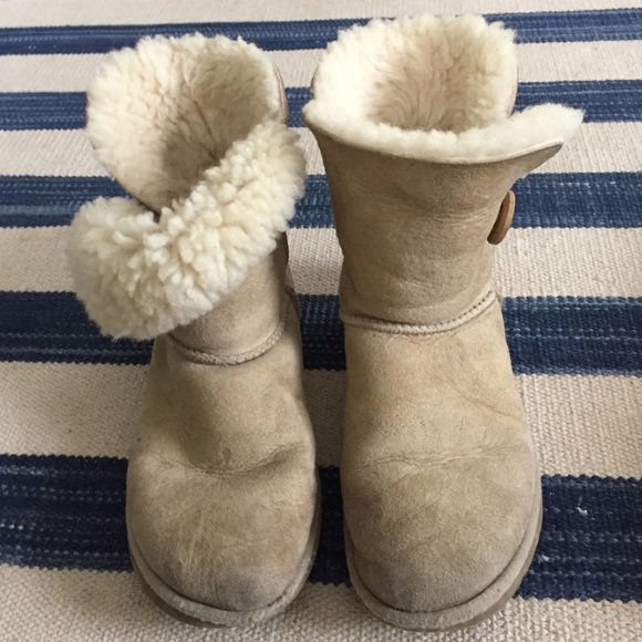 Ugg bailey button - Picture 4 of 4