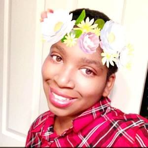 Meet your Posher, Chloé