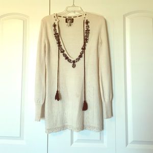 White and black sweater