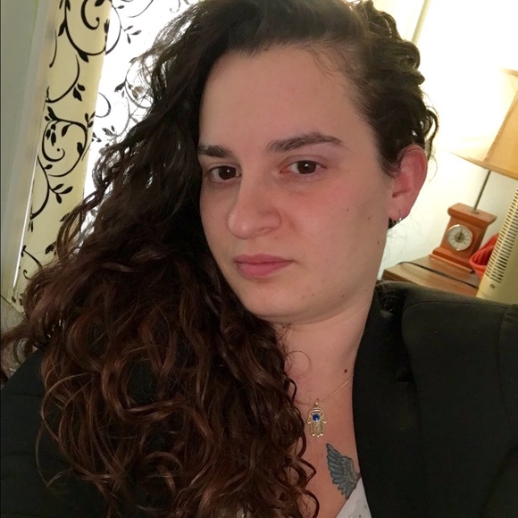 Meet your Posher, Lizz