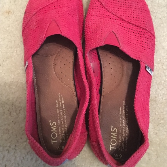 Red TOMS - Picture 4 of 4