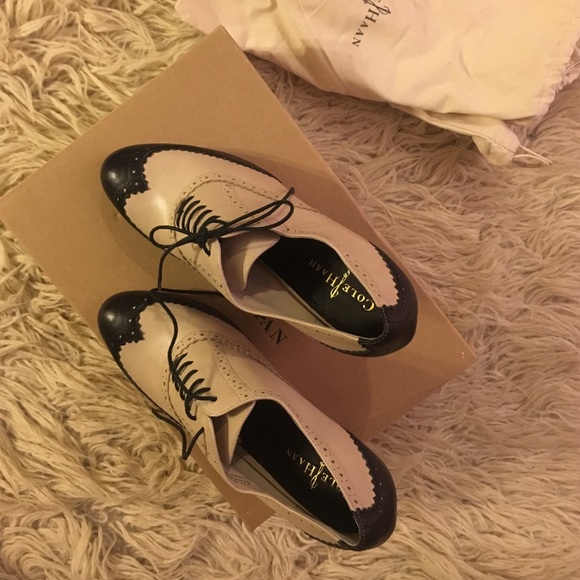 Cole Haan Shoes - Cole Hana Lucinda Air Oxford Pump, NEVER WORN