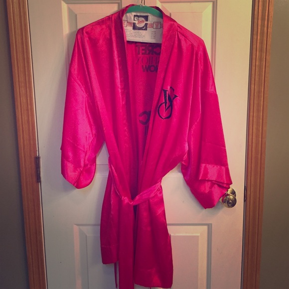 VS Fashion Show Robe