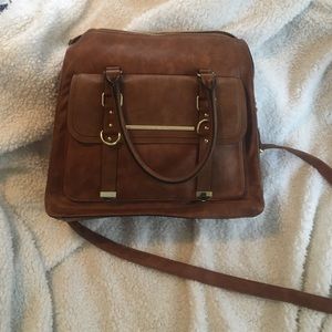 Beautiful brown leather Steve Madden cross body