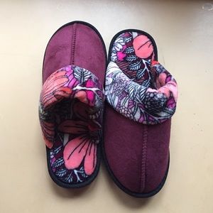 Vera Bradley Slippers