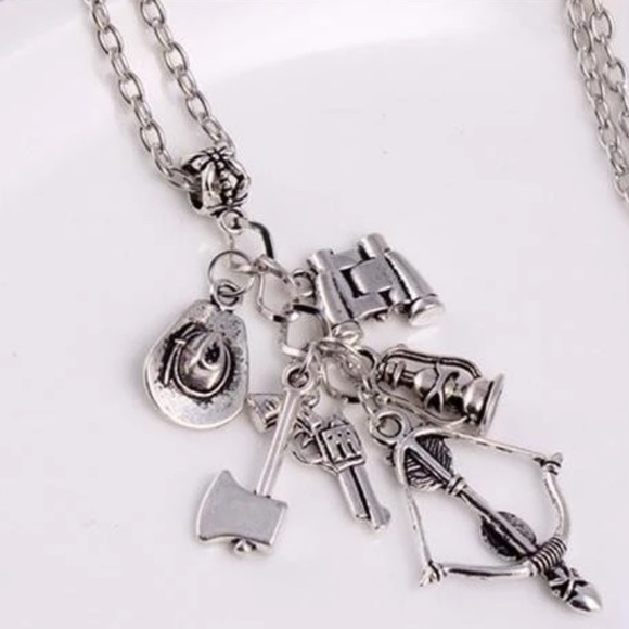(N2)The Walking Dead Necklace - Picture 2 of 4