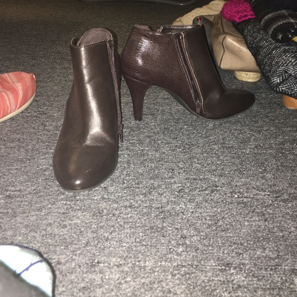 Alfani Chocolate Brown Leather Booties