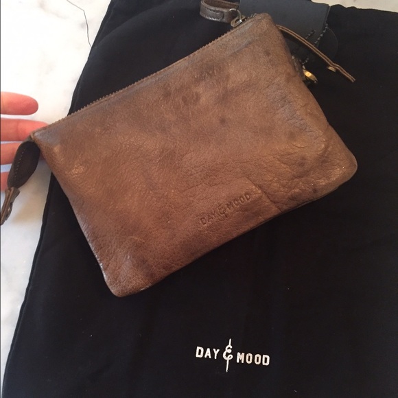 Brand new (with tags) Day & Mod leather clutch - Picture 2 of 2