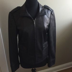 Ann Taylor 💯 Black Leather Coat w/pockets!